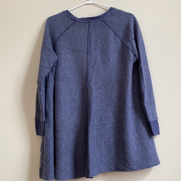 Aerie sweatshirt - Picture 2 of 3